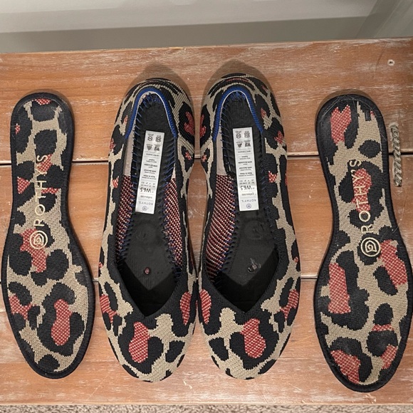 Retired Rothy’s Red Cat Flat size 6.5 - Picture 2 of 6